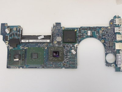 Apple MacBook Pro 15" A1211 2007 2.33 GHz Logic Board 820-2054-B